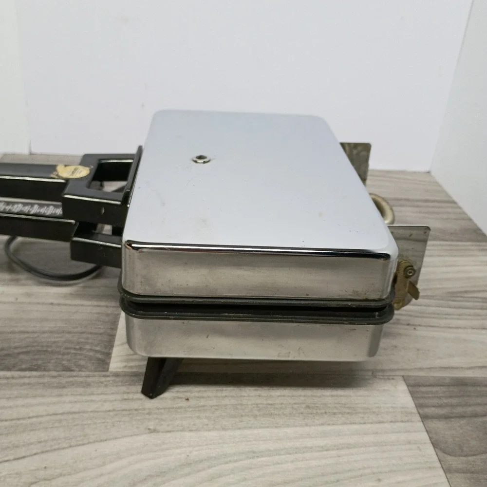 VINTAGE Rival Teflon II CHROME‎ 95/2 Pizzelle Cookie Waffle Maker-Tested Works